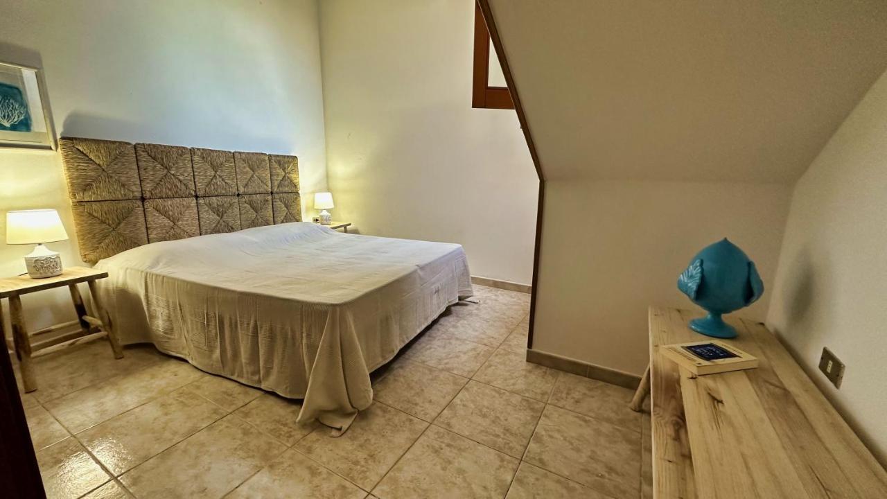 Вилла Marina Di Andrano - Alisso, Casa Vista Mare Con Parcheggio Privato E Wifi Экстерьер фото