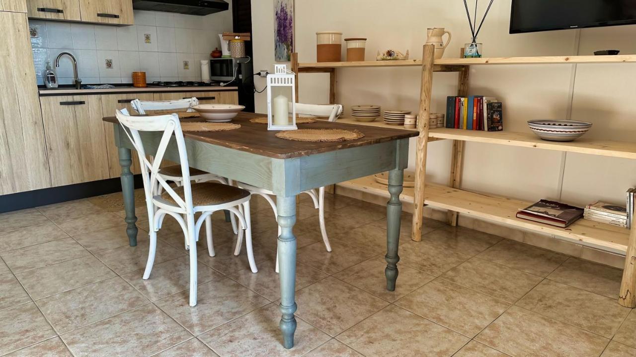 Вилла Marina Di Andrano - Alisso, Casa Vista Mare Con Parcheggio Privato E Wifi Экстерьер фото
